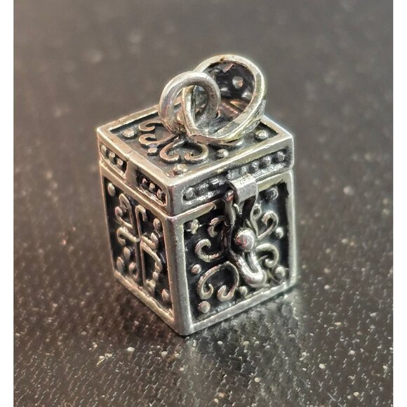 DHS Jewelry - VTG 925 Sterling Silver Prayer Box Pendant 1" 8.07g Signed DHS
